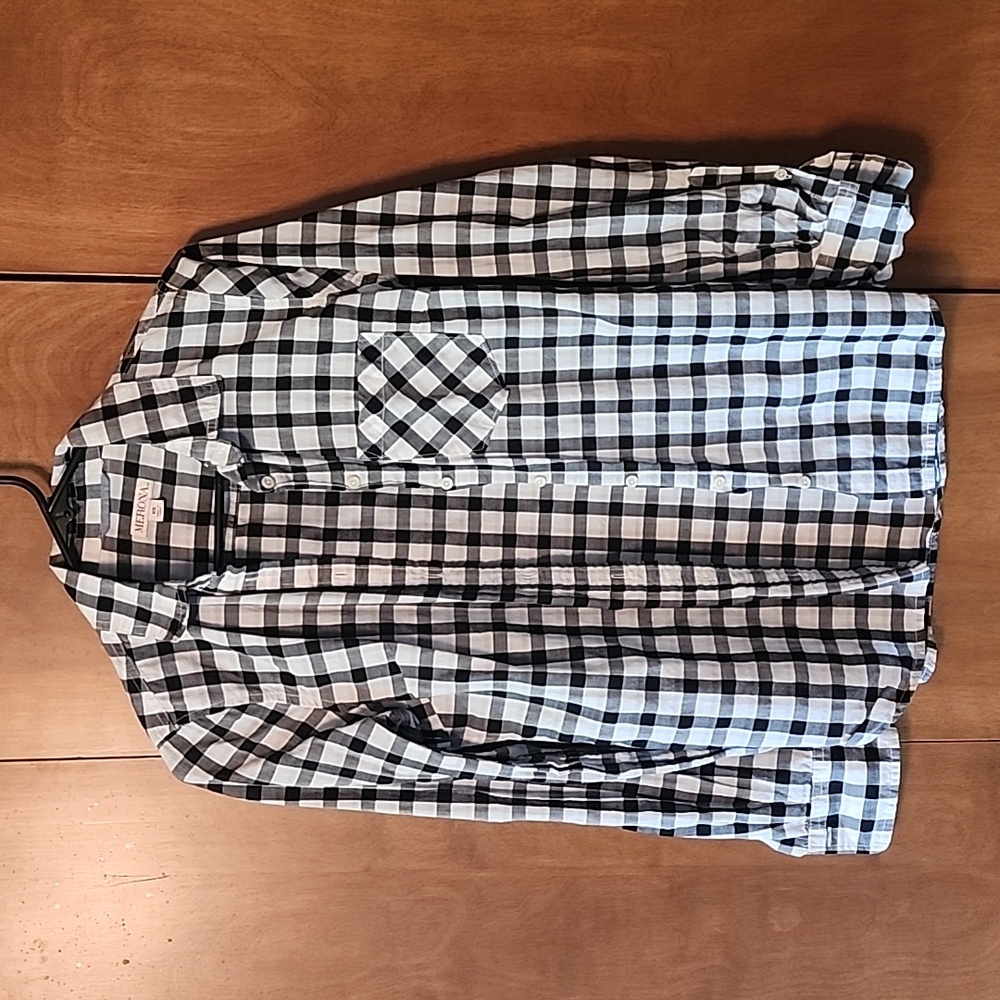 100% cotton button up shirt